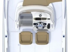 Louer Bateau à moteur avec ou sans skipper Jeanneau à Pula