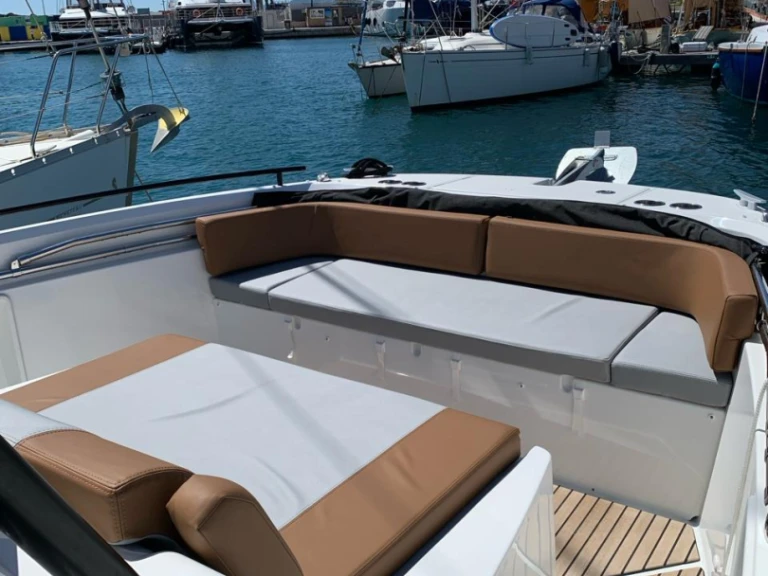 Location bateau Saint-Raphaël pas cher Flyer 9