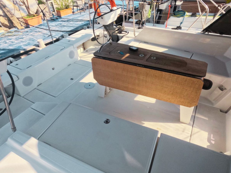 Louez un Dufour Dufour 44 à Palerme