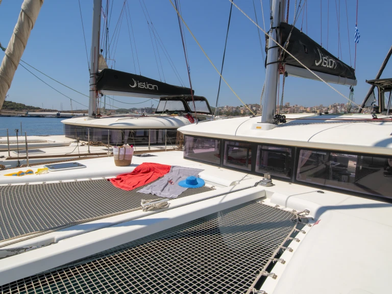 Location Catamaran à Lávrio - Lagoon Lagoon 400 S2