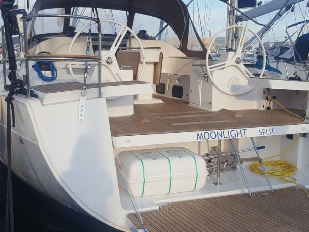 Elan Impression 50 a louer à Biograd na Moru