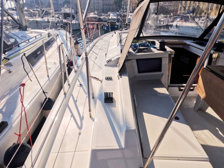 Dufour Dufour 44 a louer à Palerme