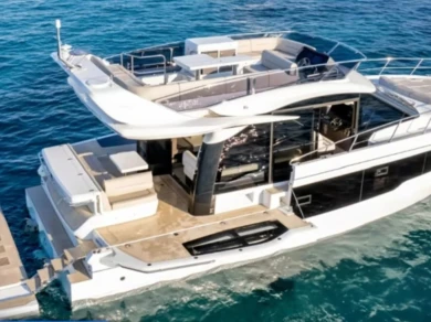Galeon Galeon 420 Fly da affittare a  Mandelieu-la-Napoule