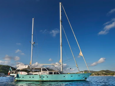 Charter a Bordogna-Pacifico Bordogna Pacifico 77 in Sant Antoni de Portmany on Samboat