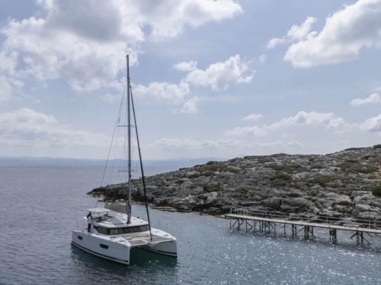 Location Catamaran Fountaine Pajot avec permis