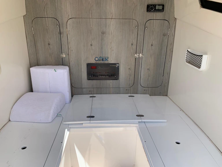 Location bateau Naples pas cher One Way 100