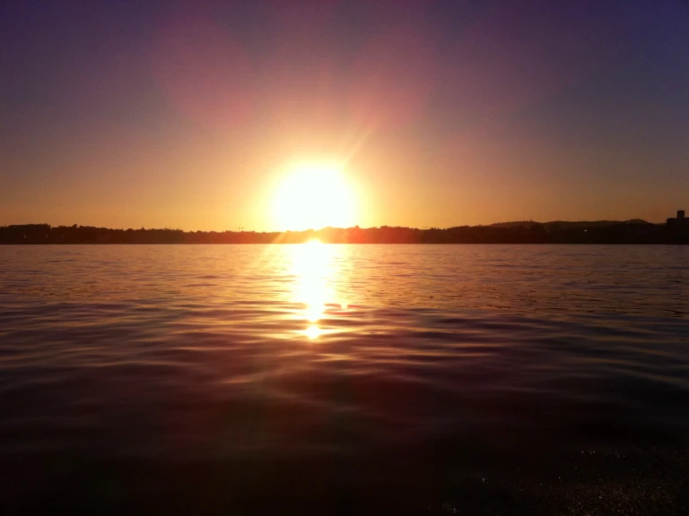 Bateau à moteur à louer à Antibes au meilleur prix