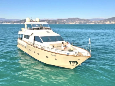 Jachthuur in Amalfi Coast - Versilcraft Falcon80 via SamBoat