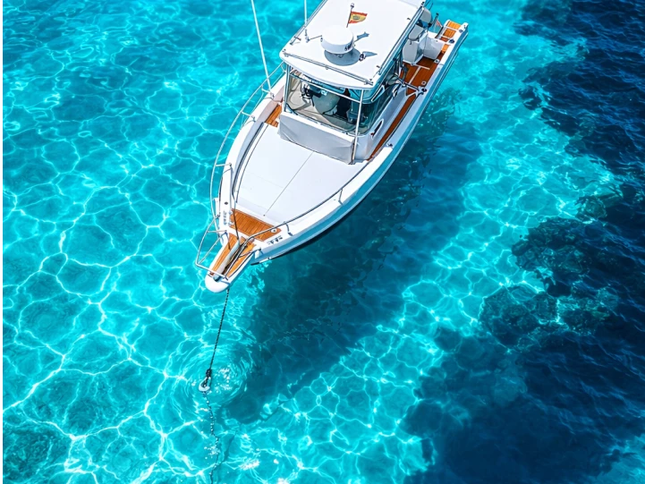 Louer Bateau à moteur avec ou sans skipper Capelli à Marina De Cala D'Or
