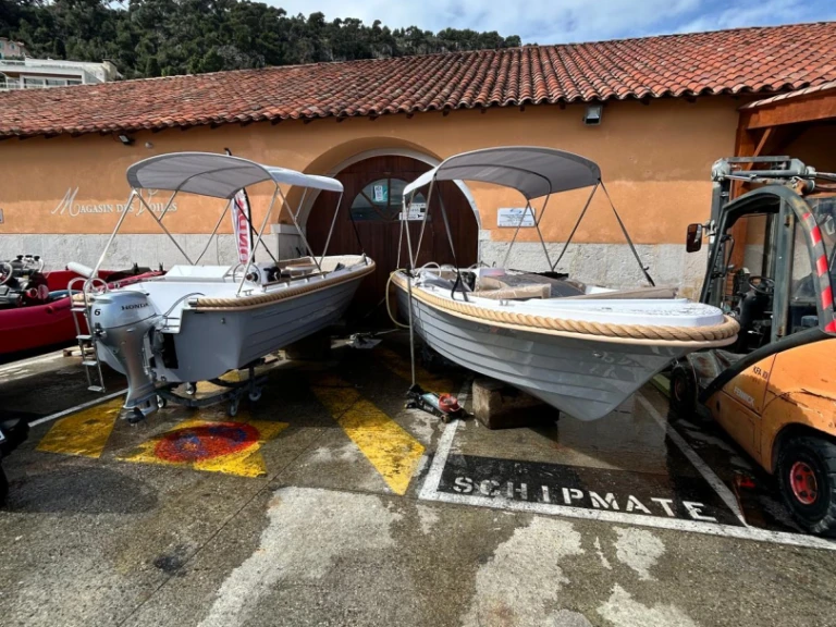 Location bateau Silver Yacht 525 à Beaulieu-sur-Mer sur Samboat