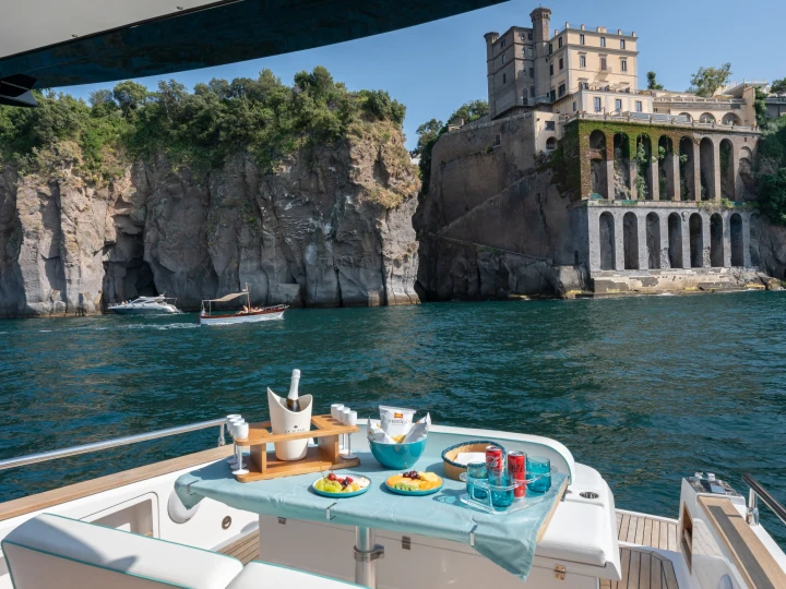 Location bateau italyure Italyure 35 à Piano di Sorrento sur Samboat