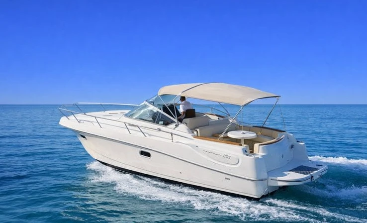 Louez un Jeanneau Leader 805 à Mandelieu-la-Napoule