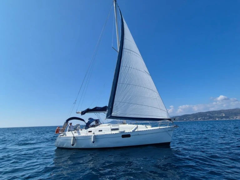 Location bateau Andora pas cher Oceanis 321