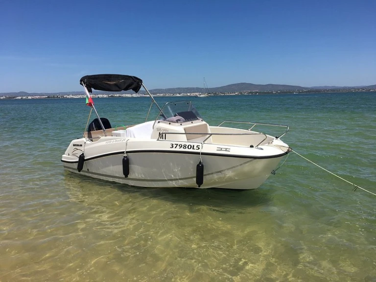 Louez un Quicksilver Activ 505 Open à Olhão