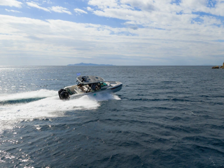 Location bateau Anávyssos pas cher Saxdor 270 GTO