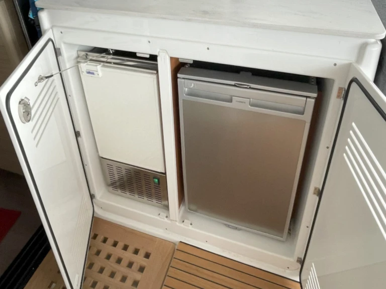 Location bateau Plataniás pas cher Lagoon 46