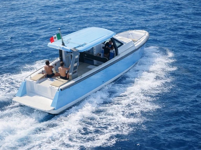 Bateau à moteur à louer à Sorrento au meilleur prix