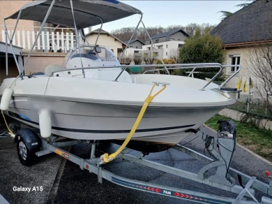 Bénéteau Flyer 550 Open S2 in Aix-les-Bains on SamBoat