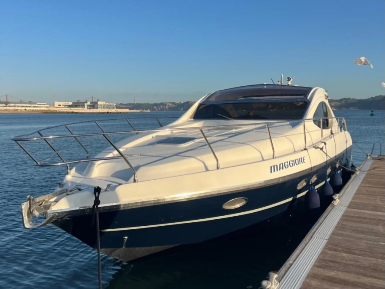 Location Bateau à moteur PRIMATIST By Bruno Abbate avec permis