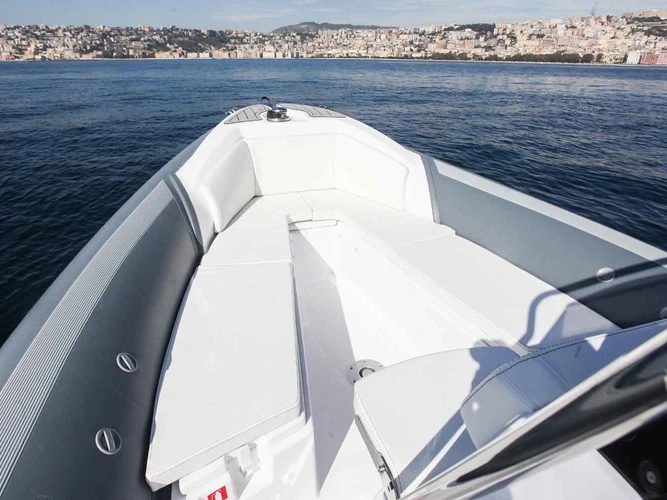 Location bateau Zodiac Medline à Bormes-les-Mimosas sur Samboat