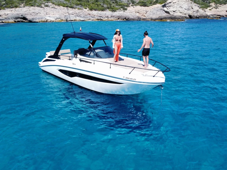 Louez un FIM Regina 34 à Marina Botafoch