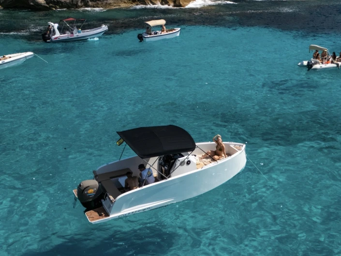 Louer Bateau à moteur avec ou sans skipper Cattleya à s'Estanyol de Migjorn