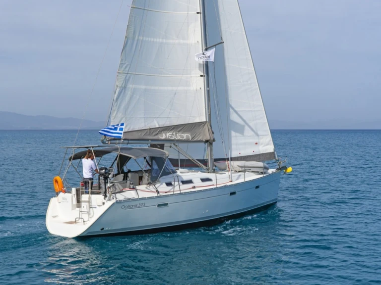 Location bateau Bénéteau Oceanis 393 Clipper à Cagliari sur Samboat