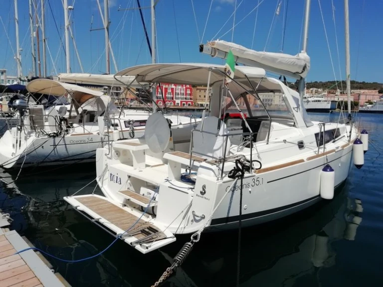 Location à Cagliari - Bénéteau Oceanis 35.1 sur SamBoat
