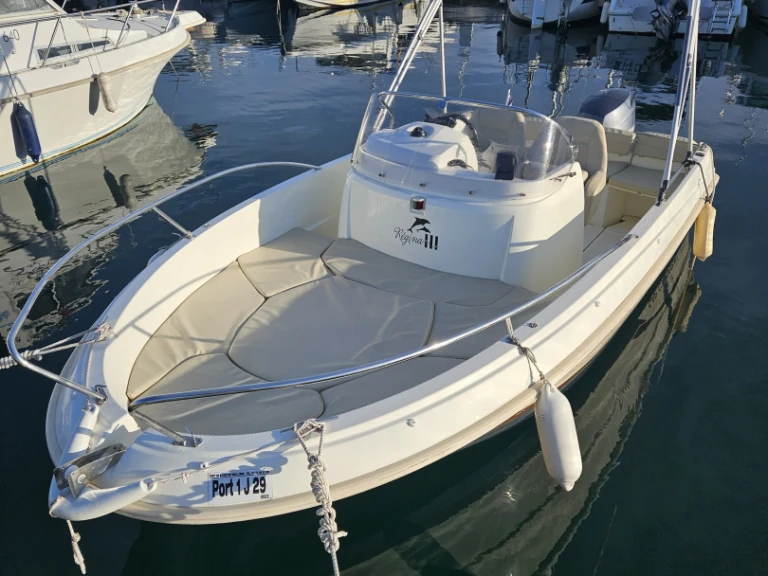 Louez un Jeanneau Cap Camarat 5.5 Style à Mandelieu-la-Napoule