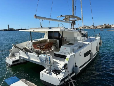 Noleggio a Carloforte – Fountaine Pajot Lucia 40 su SamBoat