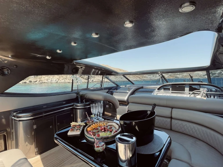 Louez un Sunseeker 007 à Mykonos (Île)