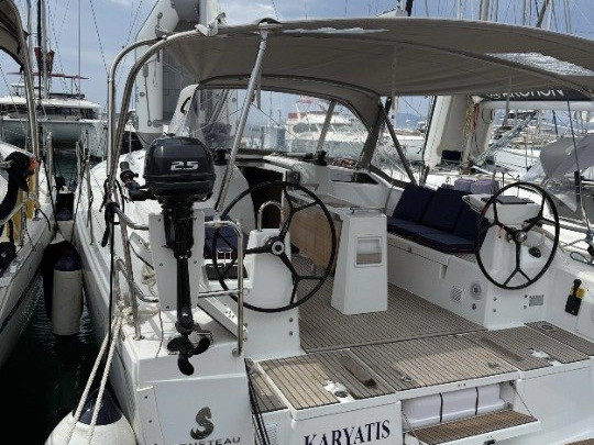 Location bateau Álimos pas cher Oceanis 37.1