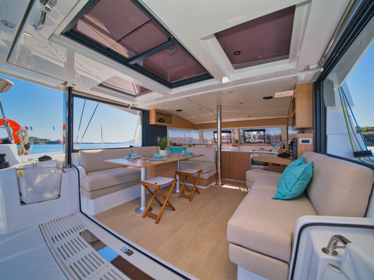 Location bateau Gouviá pas cher Bali Catsmart