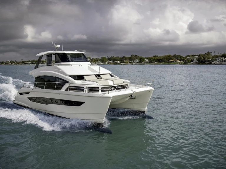 Louez un Aquila Aquila 54 à Split