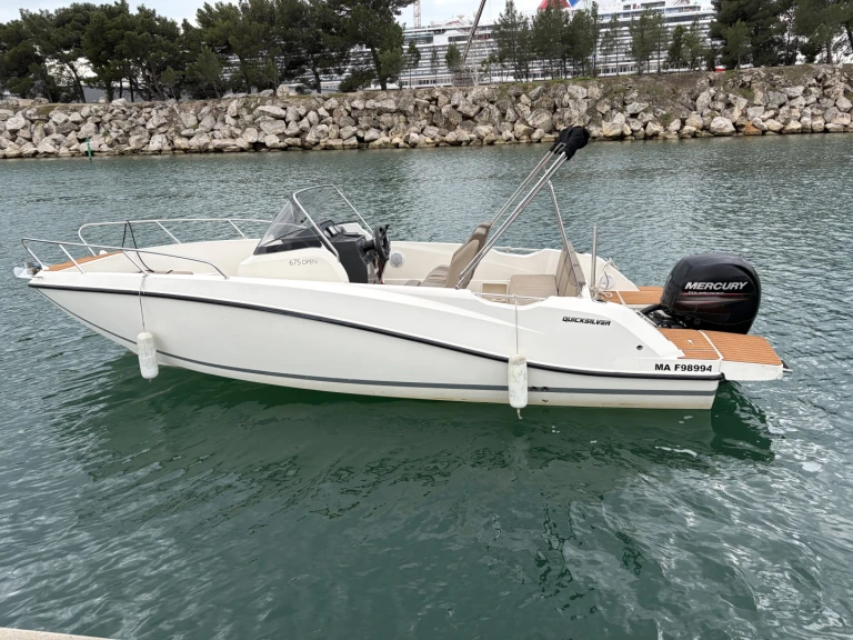 Location à Marseille - Quicksilver Activ 675 Open sur SamBoat