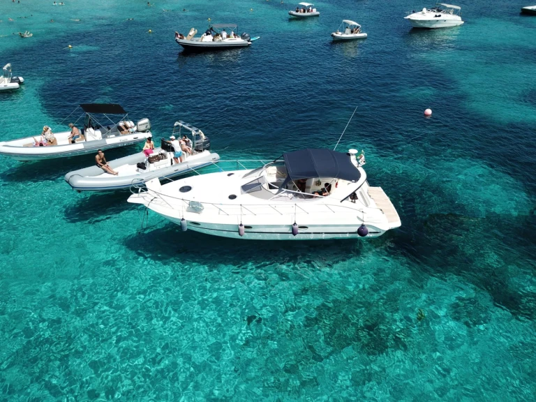 Bateau à moteur à louer à Castellammare del Golfo au meilleur prix