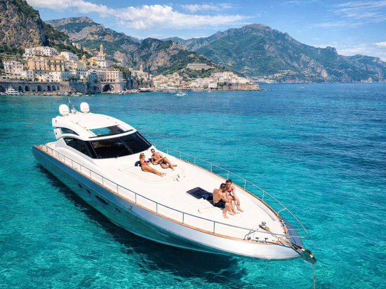 Cayman Yacht BoatVibe 58ft a louer à Amalfi