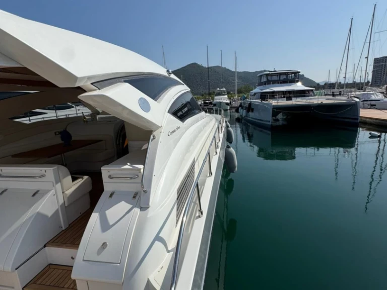 Louez un Cayman Yacht BoatVibe 58ft à Amalfi