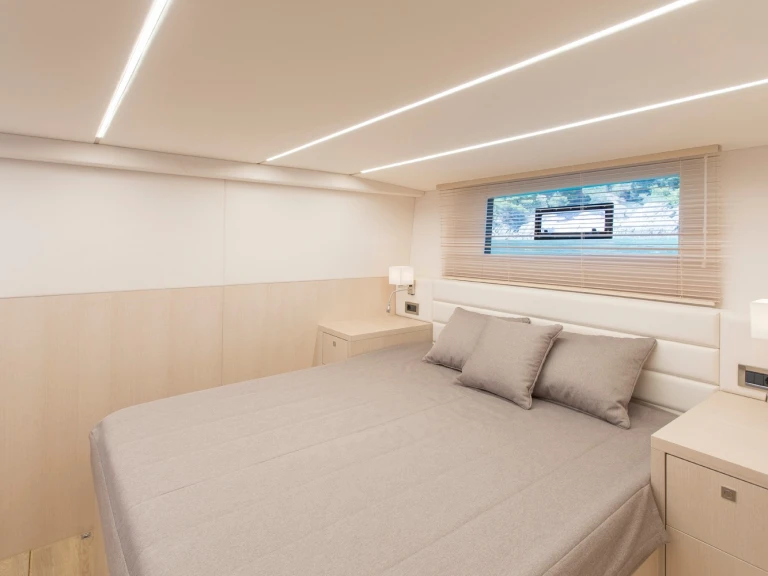 MED YACHT  Med Yacht 52 a louer à Marine de Sant'Ambrogio