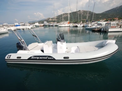 Location bateau Capelli TEMPEST 630 S à Marine de Sant'Ambrogio sur Samboat