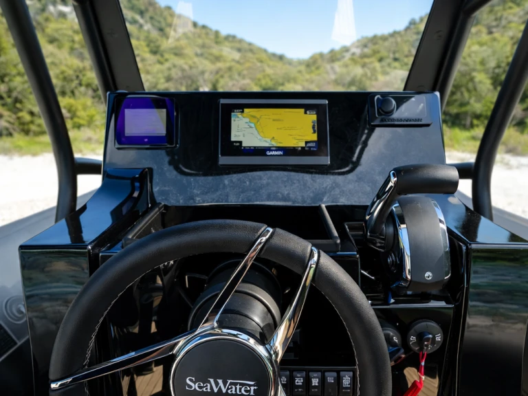 Location Semi-rigide Sea Water avec permis
