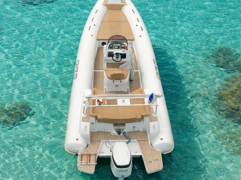 Location à Gapeau - Grand Boats Golden Line G650LF sur SamBoat