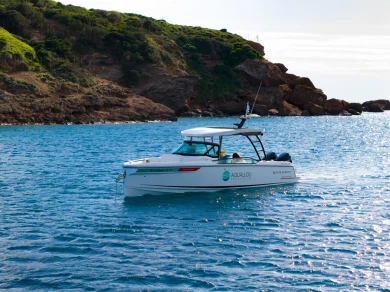 Louer Bateau à moteur avec ou sans skipper Saxdor à Anávyssos