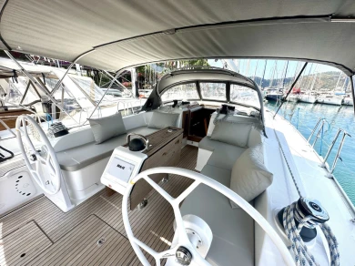 Hire Sailboat with or without skipper Bavaria Fethiye