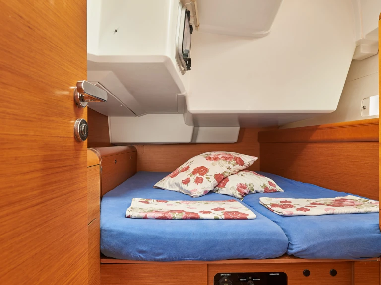 Location bateau Jeanneau Sun Odyssey 509 à Kallithéa sur Samboat