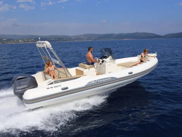 Location Semi-rigide à Le Lavandou - Capelli Tempest 775