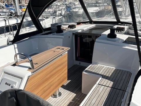 Bavaria Bavaria C42 a louer à Marseille