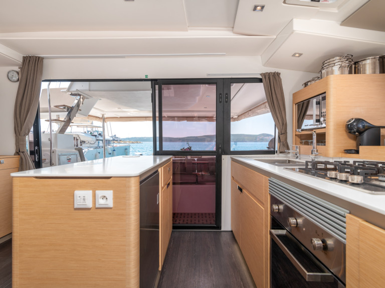 Location à Simpson Bay - Fountaine Pajot Aura 51 sur SamBoat