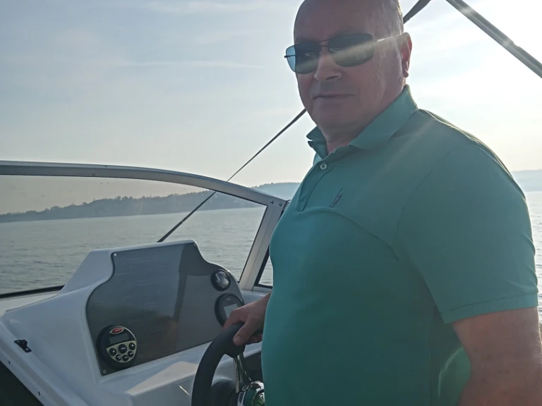 Manara Marine  620C a louer à Moniga del Garda