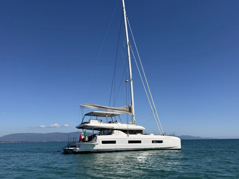 Location bateau Lagoon Lagoon 60 à Cugnana Verde sur Samboat